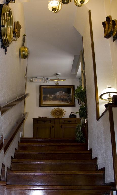 Hostal Navasfrias Salamanca Ngoại thất bức ảnh